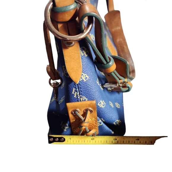 Dooney Burke Blue logo petite hand/shoulder bag - Picture 12 of 16